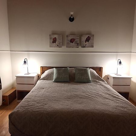 Departamentos Temporarios Cabanas Ushuaia Apartment ภายนอก รูปภาพ